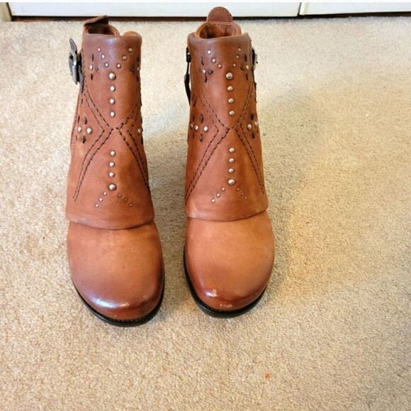 Miz Mooz Booties size 5.5 - Picture 8 of 8